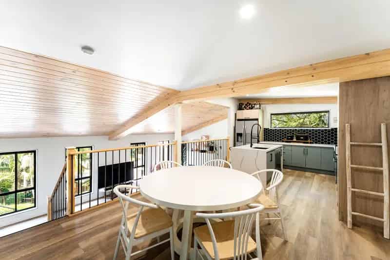Modern Home in Tranquil Treetop Setting
