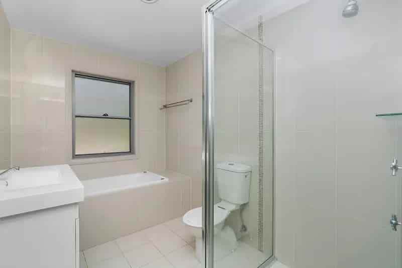 Real Estate For Lease - 22 Amphora Drive - Balcolyn , NSW
