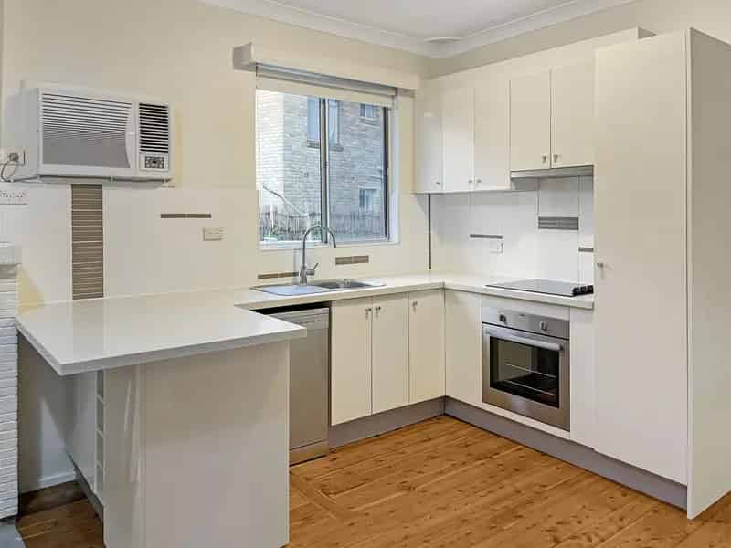 Real Estate For Lease - 2 Ferry Road - Ettalong Beach , NSW
