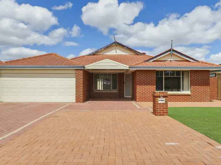 Family Home near Caladenia Primary School