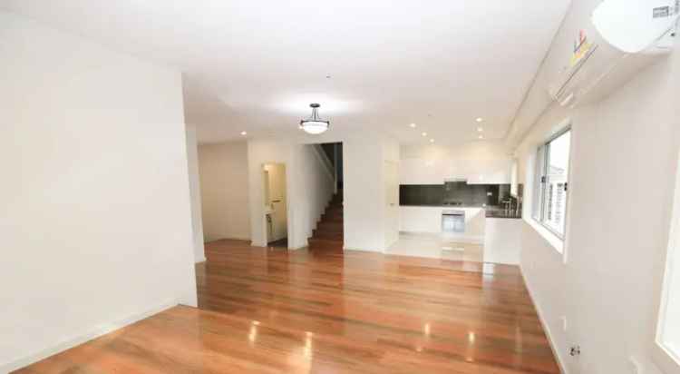 Rent 2 Bedroom House in Sydney with Modern Features and Private Garden