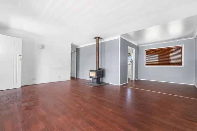 Real Estate For Lease - 5 Meadow Road - Schofields , NSW