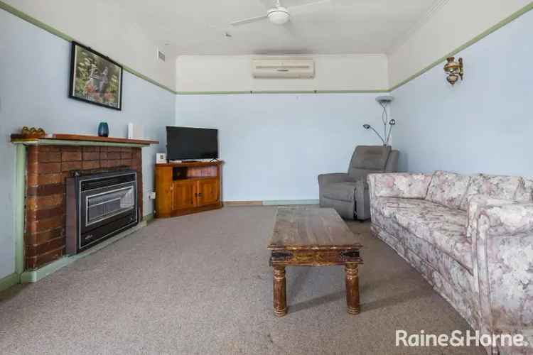 House For Sale in Kyneton, Victoria