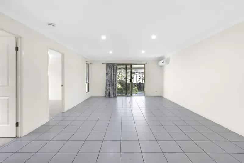 Real Estate For Lease - 4A Barratt Street - Coomera , QLD