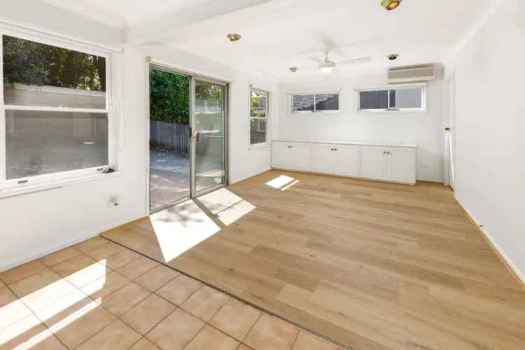 Lease cottage in Turramurra with family-friendly features and light-filled living