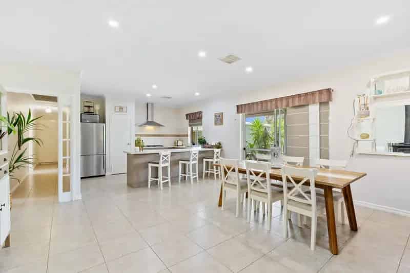 House For Sale , Shire of Murray, Western Australia