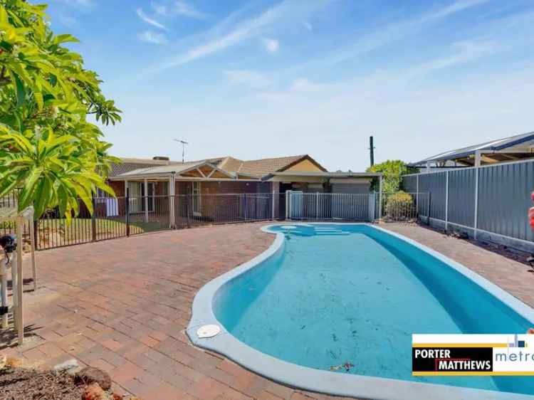 Forrestfield Family Home Hill Views Pool 4 Beds 2 Baths