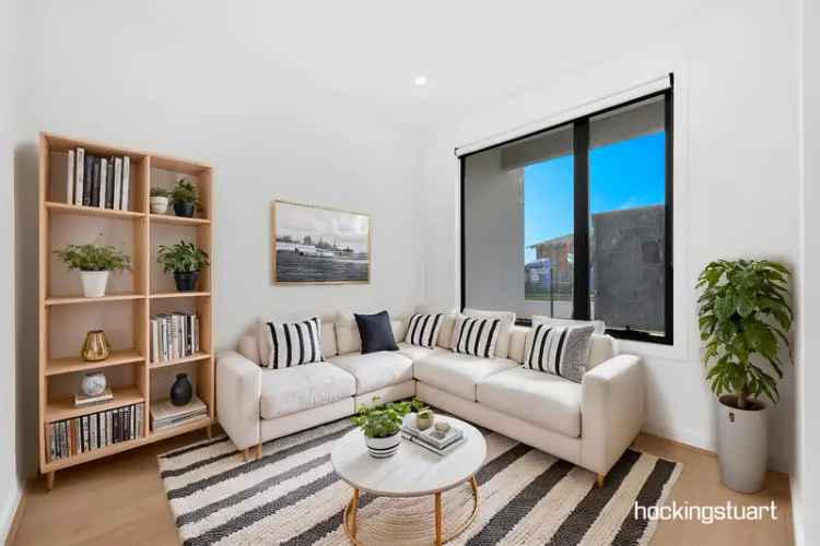 House For Sale in Melbourne, Victoria