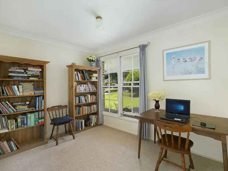 Private Single Level Home in St Ives