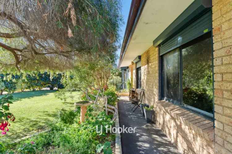 House For Sale in Busselton, Western Australia