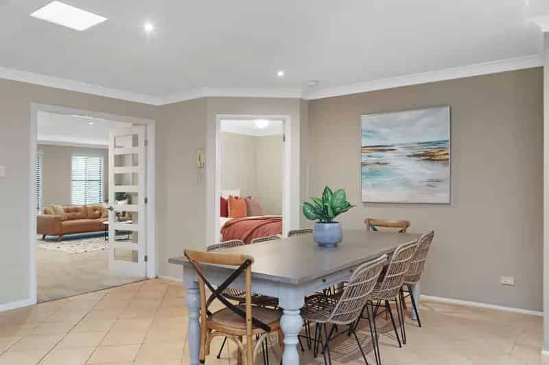 Family home in Bensville estates with saltwater in ground pool