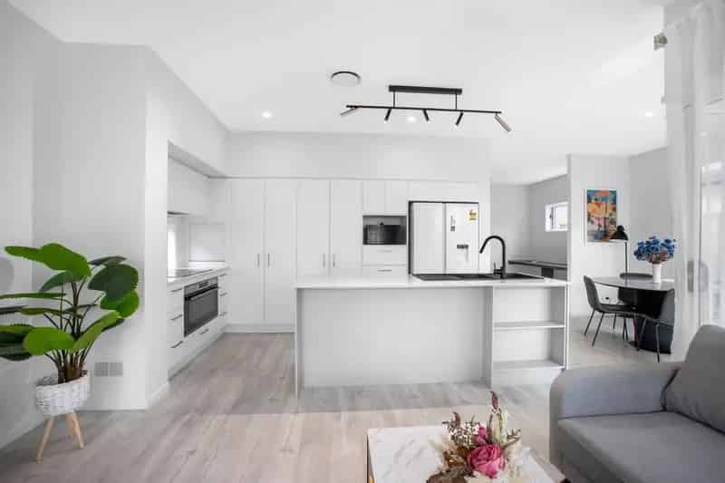 18 Divine Street, Palmview QLD 4553 - House For Lease