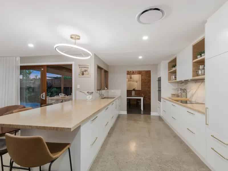 REFINED LUXURY, EXCEPTIONAL SPACE & UNRIVALLED ENTERTAINING