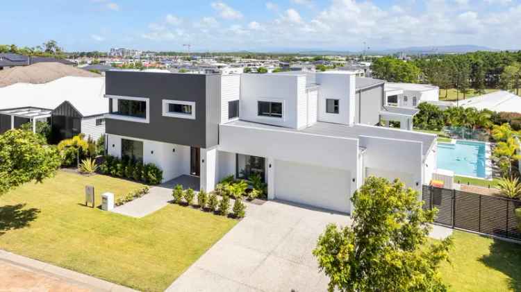 Luxury 5-Bedroom Sanctuary Cove Home with Stunning Views