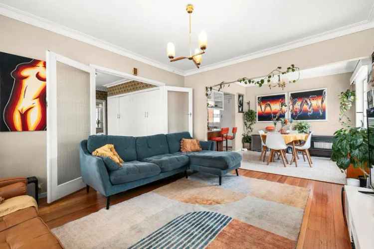 House For Sale in Melbourne, Victoria