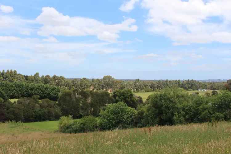 Land for Sale in Ferntree Gully with Stunning Views and Ideal Location