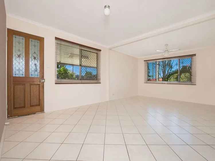 Real Estate For Lease - 7 Strathallen Drive - Boronia Heights , QLD