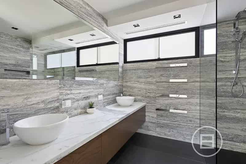 Buy House in Port Melbourne with Pool and Home Theatre
