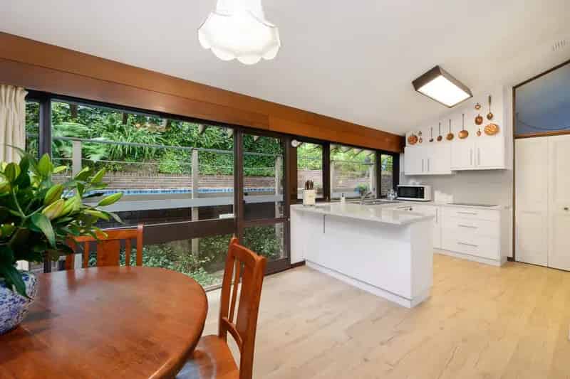 Real Estate For Lease - 96 Campbell Drive - Wahroonga , NSW