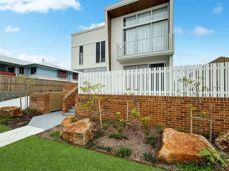 4/20 Yinni Street, Maroochydore QLD 4558 - Townhouse For Lease