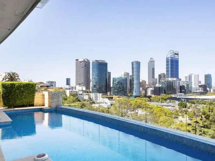 Luxury Kings Park Apartment - Eliza's Complex