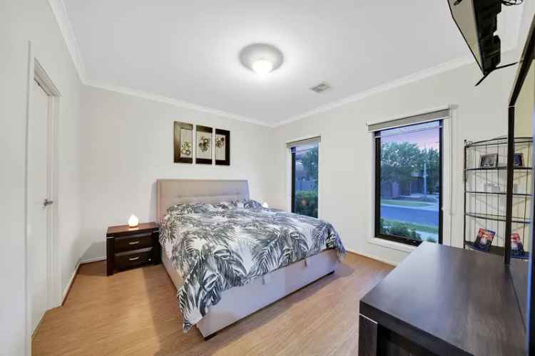 House For Sale in Melbourne, Victoria