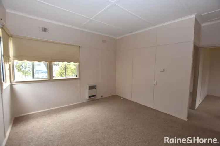 House For Rent in Orange, New South Wales