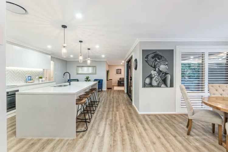 Stunning Kellyville Eden Brae Home - 4 Beds, Modern Kitchen, Outdoor Entertaining