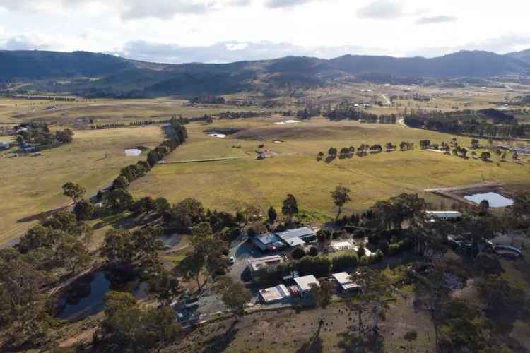 Two Houses, Granny Flat, Spa Room and Rumpus