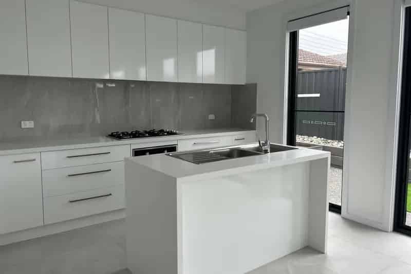 House For Rent , 321, Blackshaws Road, Melbourne, Victoria