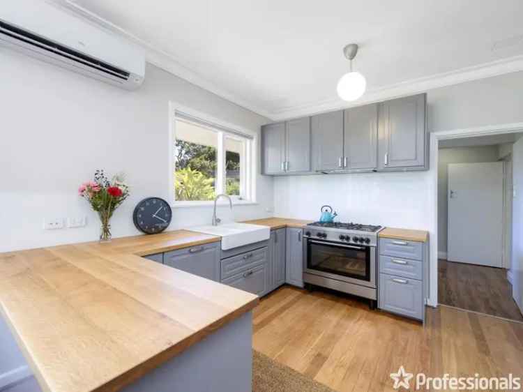 House For Sale in City Of Kalamunda, Western Australia