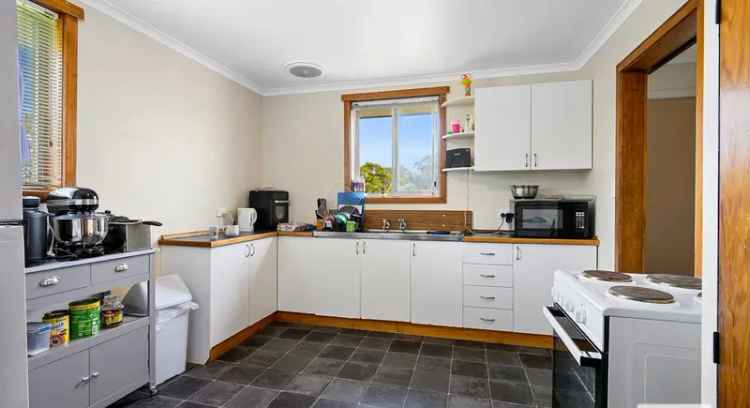 House For Sale in Burnie, Tasmania