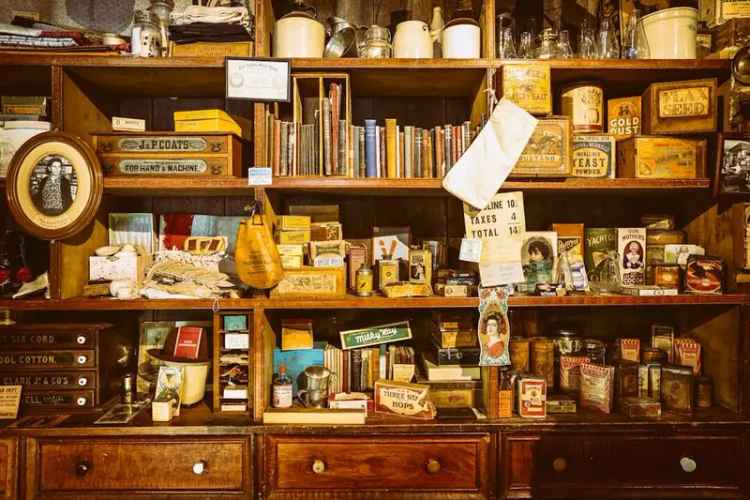 Popular Vintage & Antiques store For Sale in Sydney's Inner West.