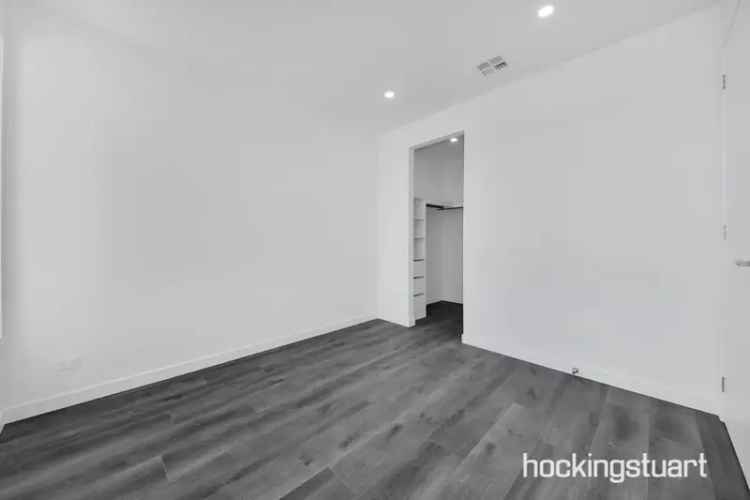 House For Sale in Melbourne, Victoria