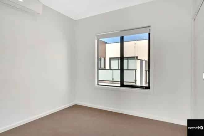 House For Rent , 27, Terminus Street, Melbourne, Victoria