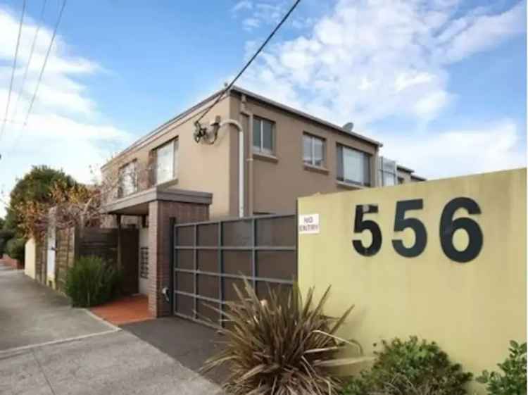 1 room apartment of 133 m² in Melbourne