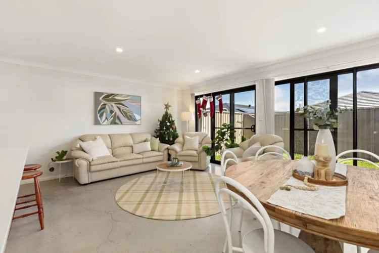 Family Home For Lease Gregory Hills NSW