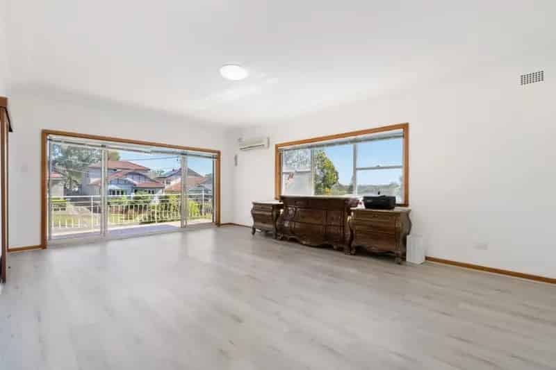House For Sale , 11, Allan Avenue, Sydney, New South Wales
