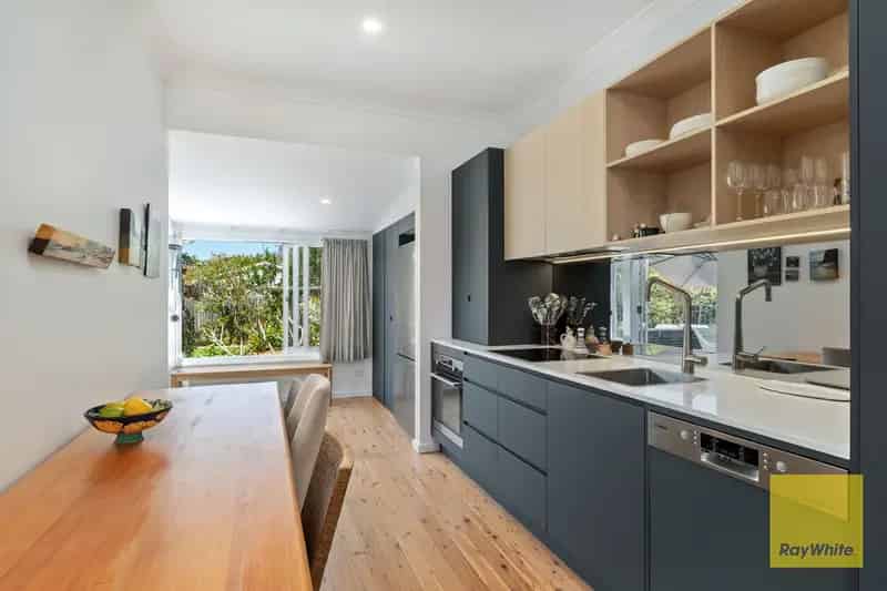 LOVINGLY  RENOVATED 3 BEDROOM HOME WITH 2 BEDROOM SLEEPOUT!