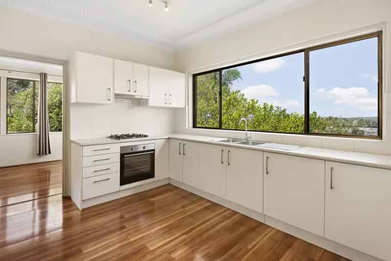 Real Estate For Lease - 49 Warringah Road - Narraweena , NSW