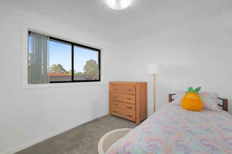 2 Bed Granny Flat Macquarie Fields NSW - Split System AC - Small Yard