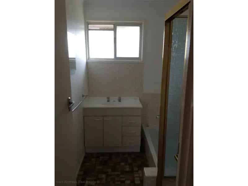 Real Estate For Lease - 5 Beelong Street - Crestmead , QLD