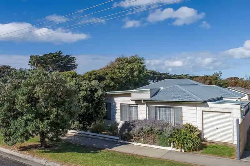 House For Sale , 1, Cawood Street, Apollo Bay, Victoria