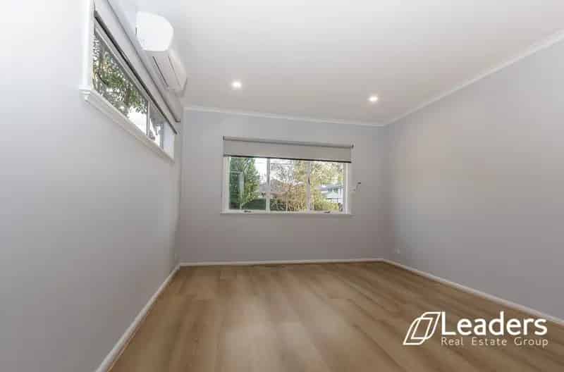 5 rooms house of 306 m² in Melbourne