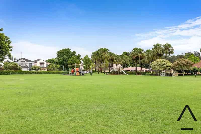 3 rooms house of 264 m² in Sydney