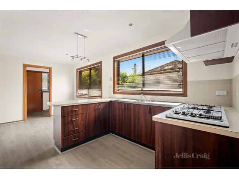 Great Location With All Amenities At Your Doorstep!