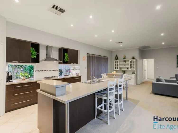 House For Sale in Rockingham, Western Australia