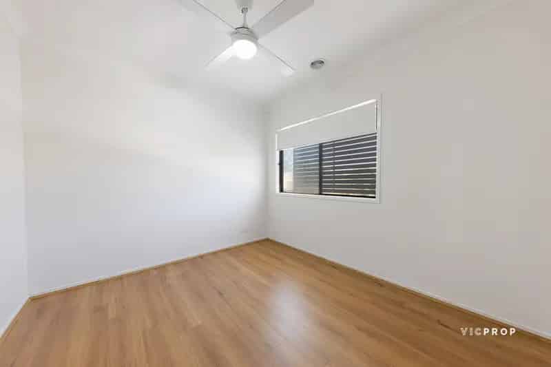 4 rooms house of 30 m² in Melbourne
