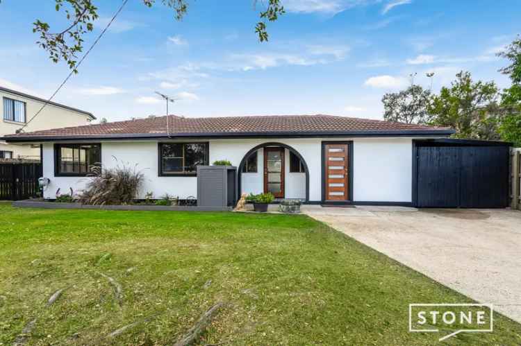 4 Bed 1 Bath House for Lease in Kallangur QLD