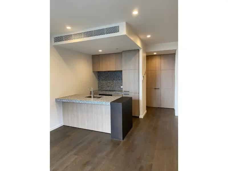 One Bedroom Apartment With Study